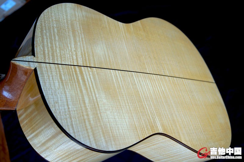 Bernardo-Romero-Guitar-Maple-2015.jpg