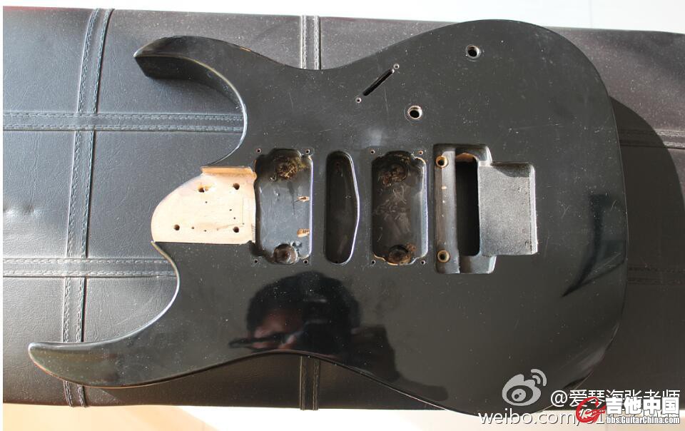 ibanez 琴体1.jpg