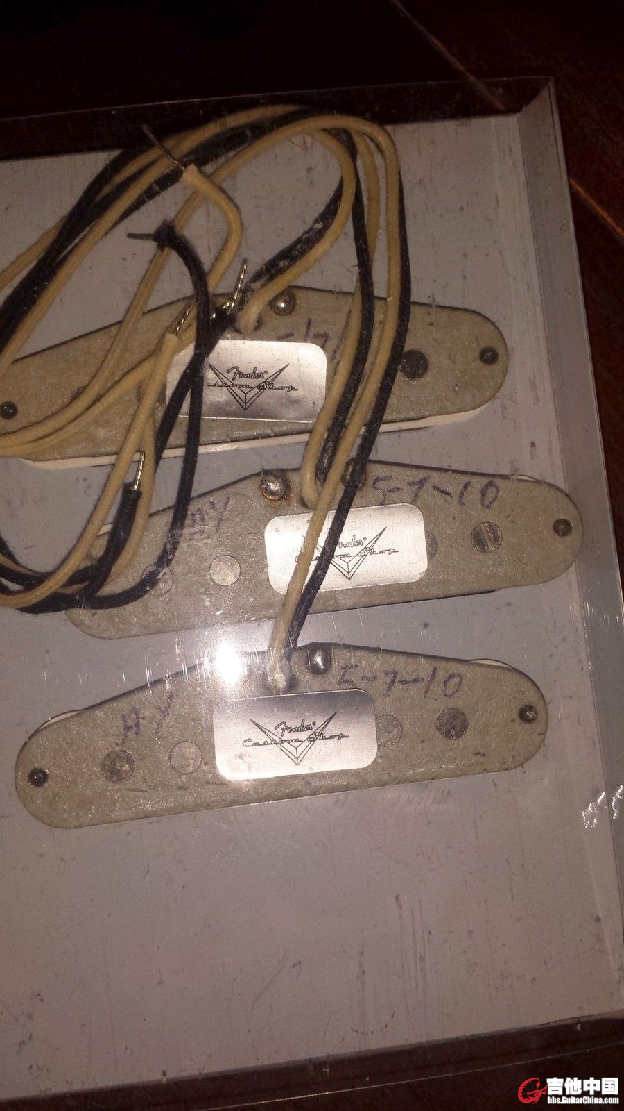 fender 69 pickups abigai ybara initials and date 2010.JPG