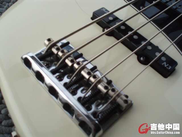 FENDER 019-4690 (4).JPG