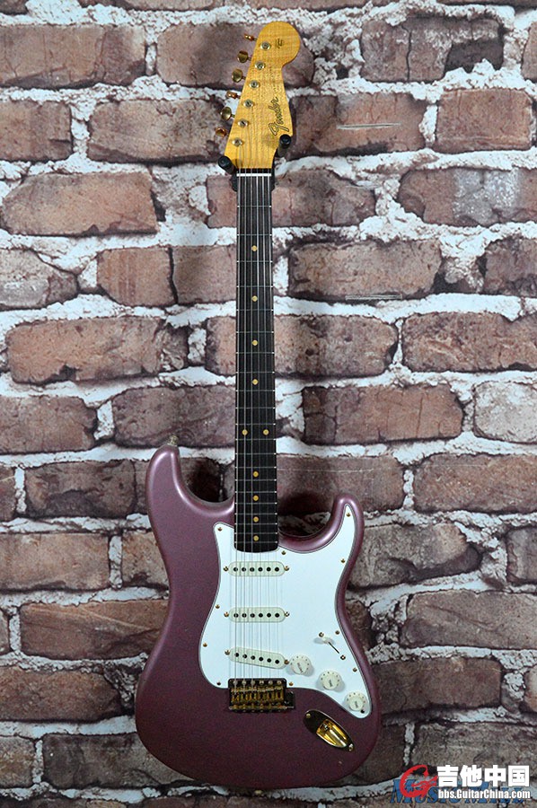 Fender_Custom_Shop_Postmodern_Stratocaster_Journeyman_Relic_Burgundy_Mist_Metall.jpg