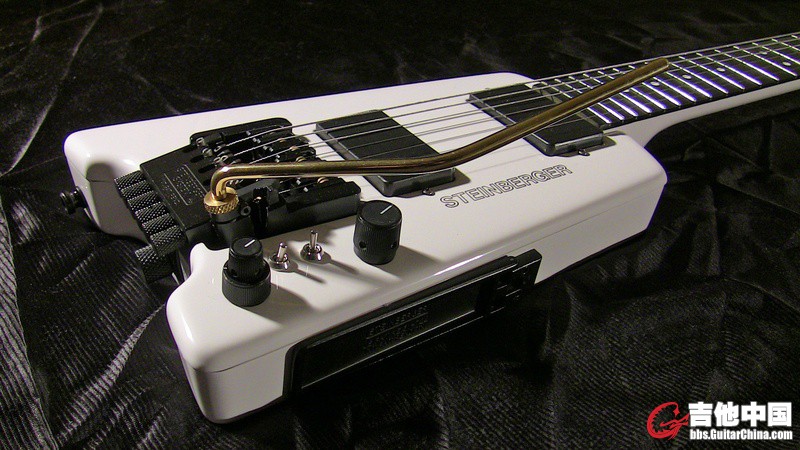 Steinberger guitar.jpg