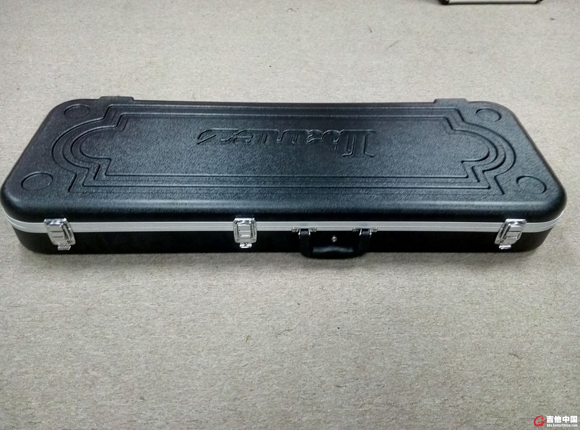 IBANEZ09.jpg