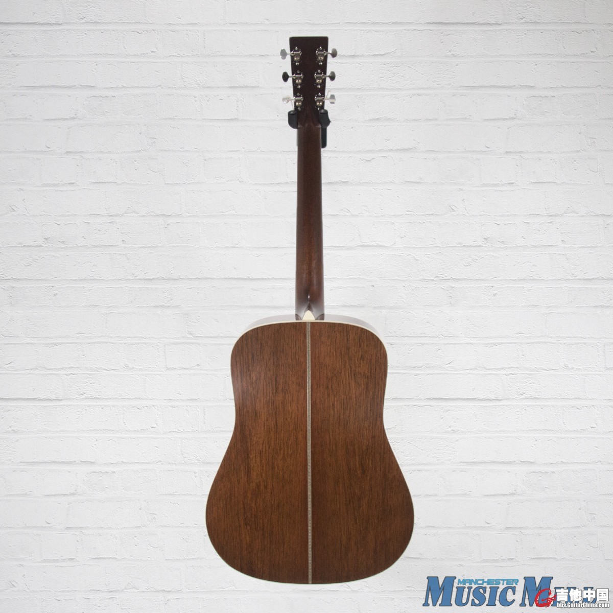 Martin_D28_Authentic_1937_Acoustic_Guitar_Natural-007__38828.1496854443.1280.1280.jpg