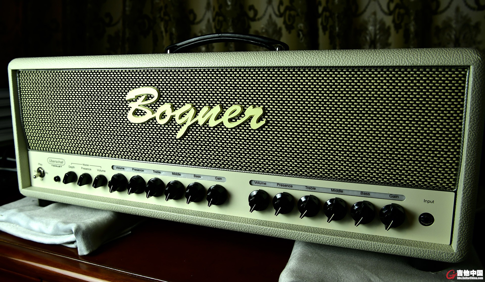 Bogner Uberschall Twin Jet_1.jpg