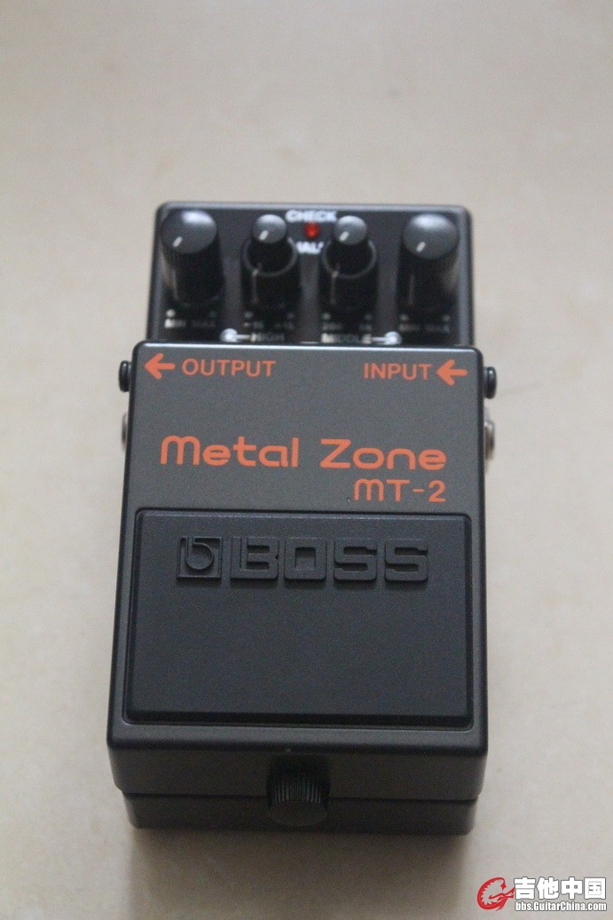 Boss MT-2金属效果器2.jpg