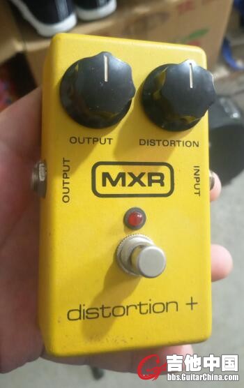 MXR M104.jpg