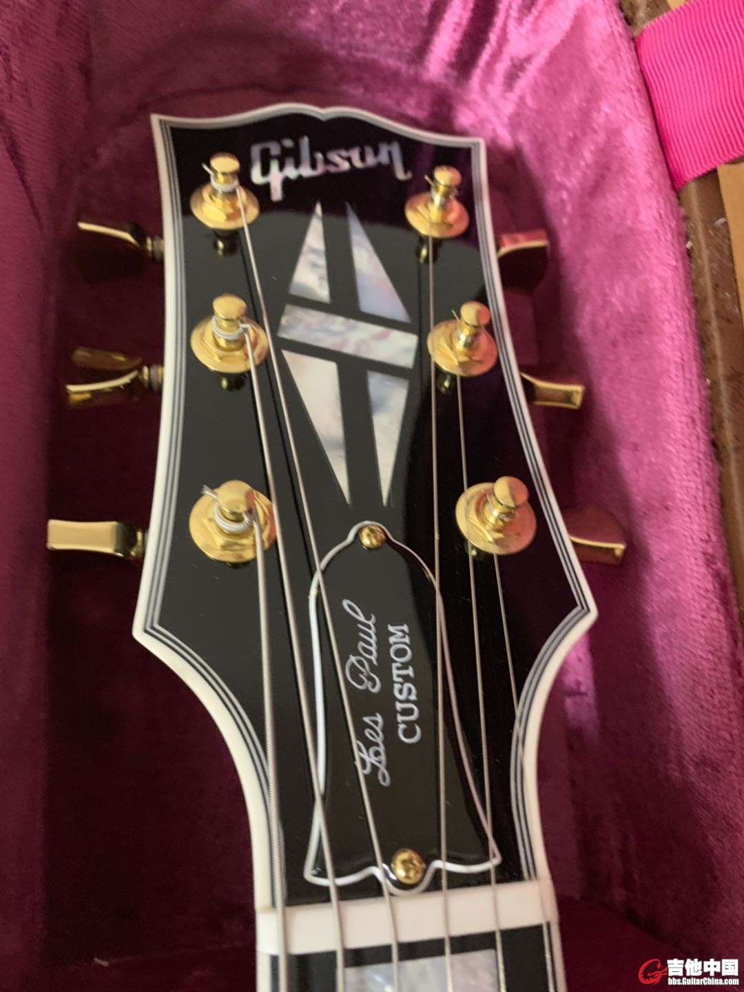 GIBSON14.jpg