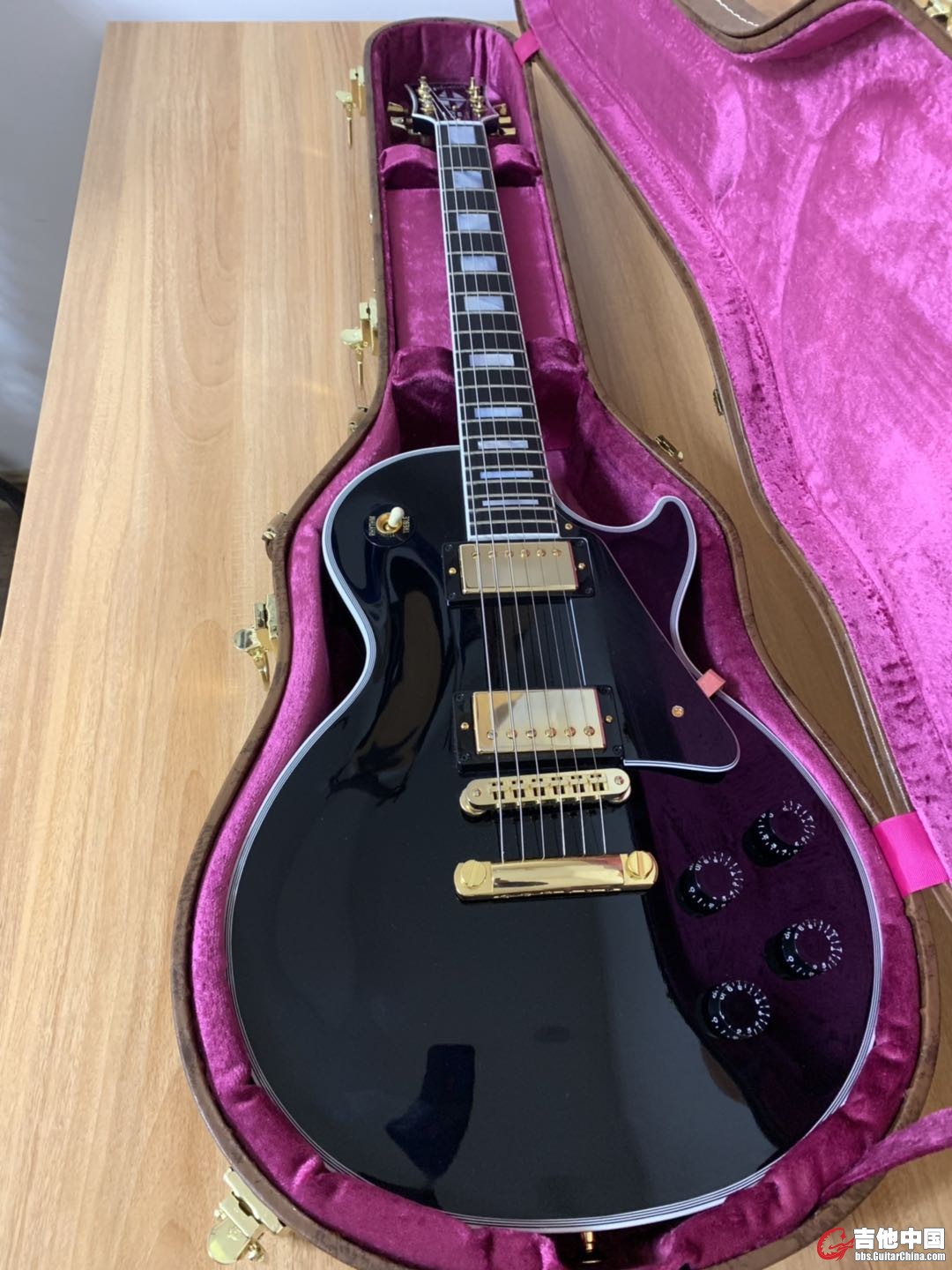 GIBSON13.jpg