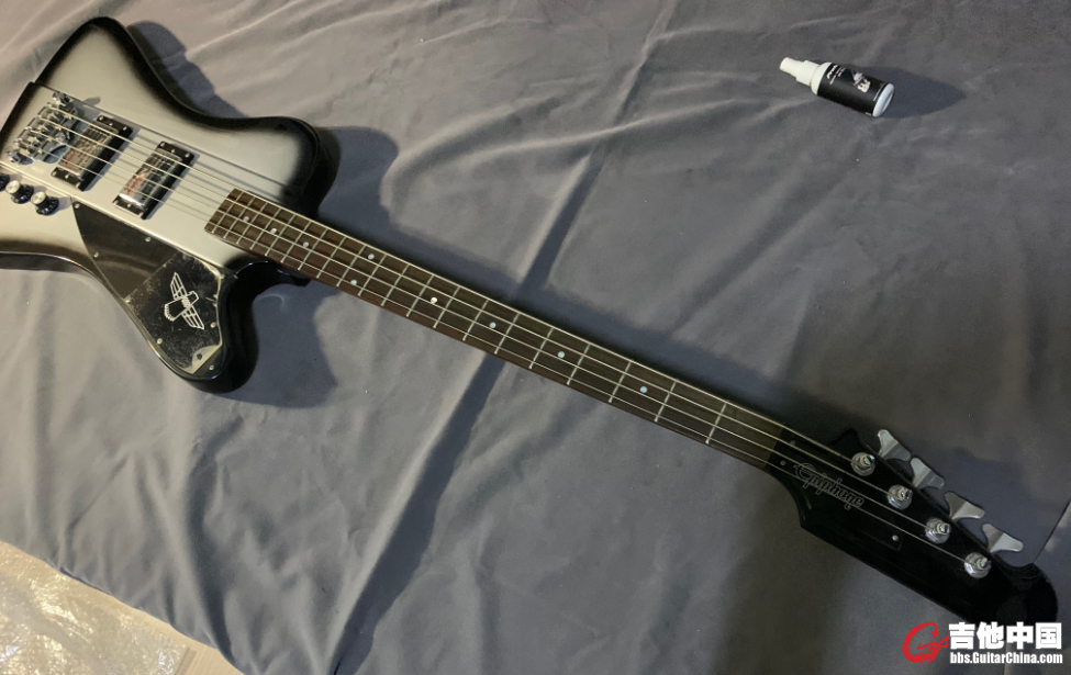 Epiphone T-Bird 4 Stg Bass Reverse  1600元