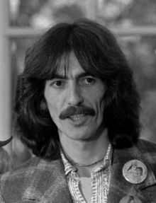 220px-George_Harrison_1974.jpg