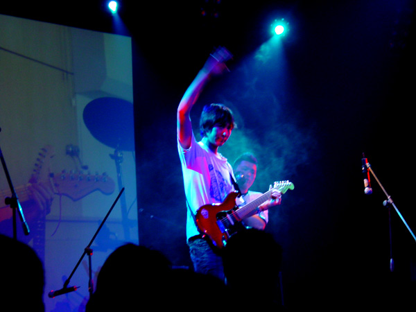 09.jpg