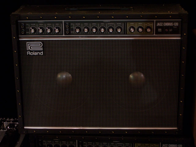 Roland JC120