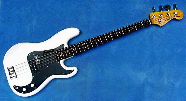 MIJ'70 RI Alder Fender PRECISION BASS Olypic White 001.jpg