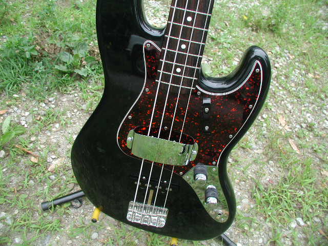 Fender 1962 USA re - issue jazz bass-5.jpg