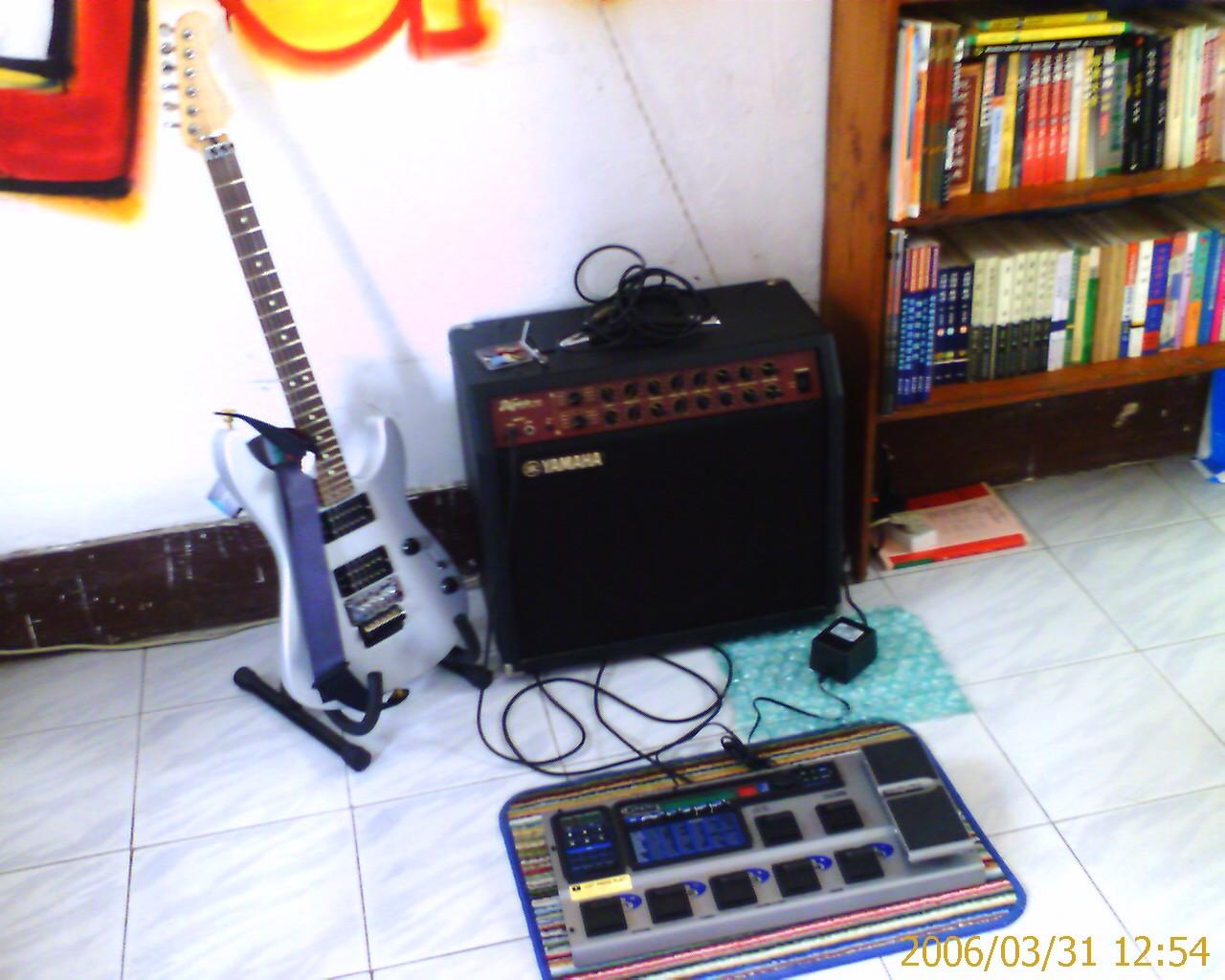Fender showmaster.jpg