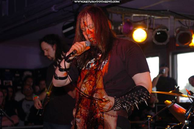 lord_gore082.jpg
