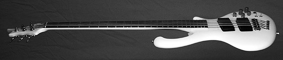 ritter-basses-royadetail6[1].jpg