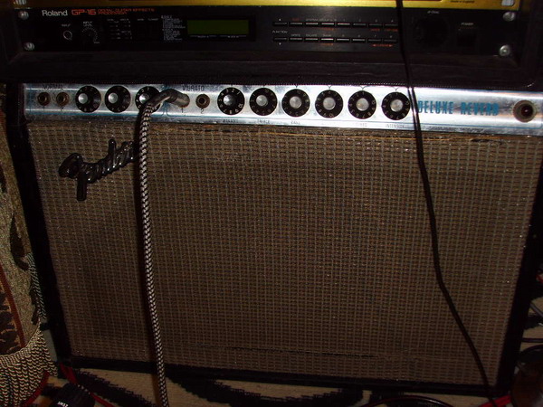 fenderamp.JPG