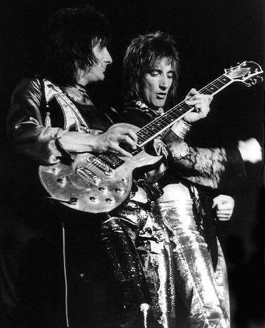 ron-wood-&-rod-stewart.jpg