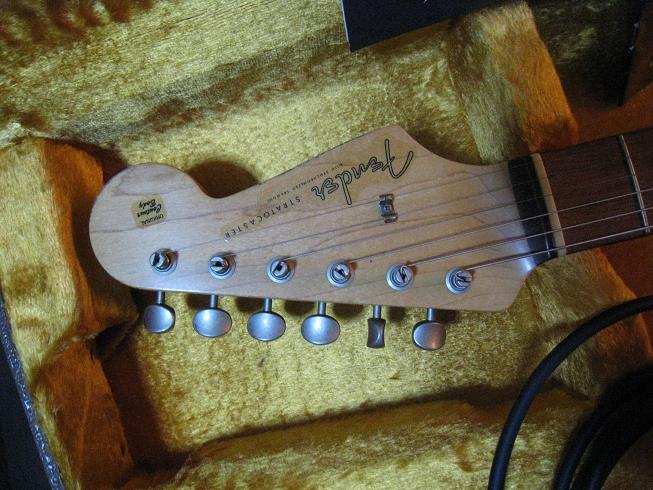 FENDER 073.jpg
