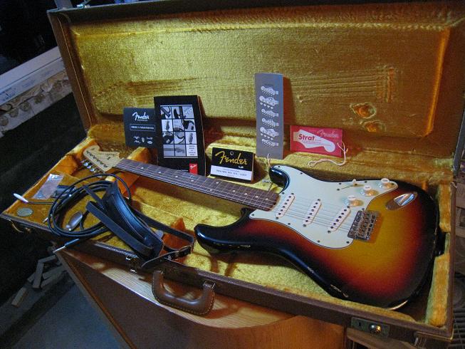 FENDER 068.jpg