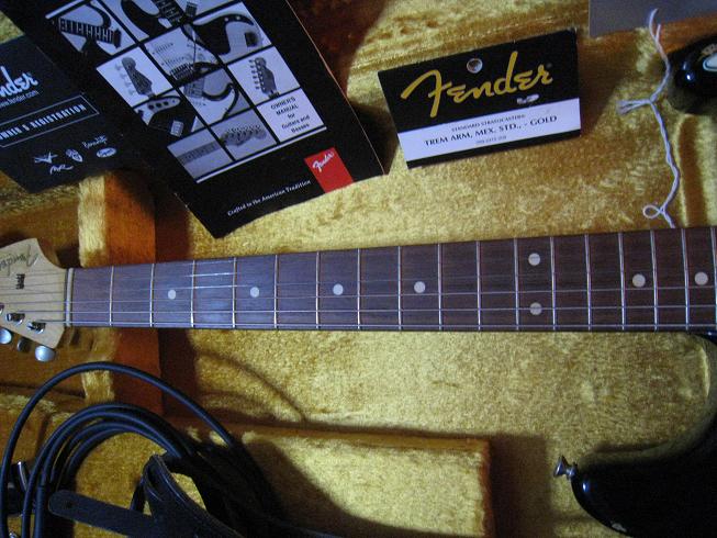 FENDER 072.jpg
