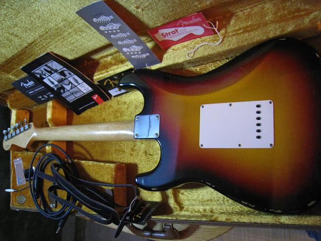 FENDER 076.jpg