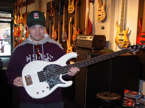 Jared Silver And His New Modulus Flea.jpg