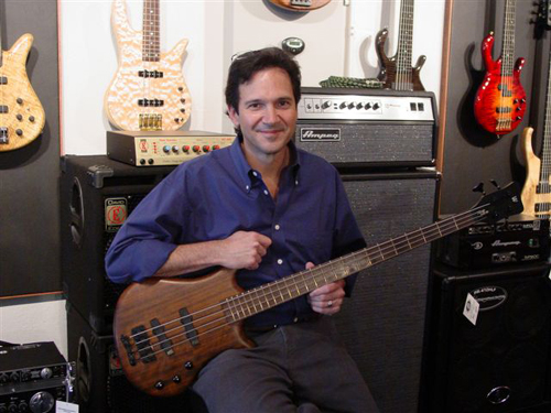 Jack Frank With His New Warwick Thumb 4.jpg