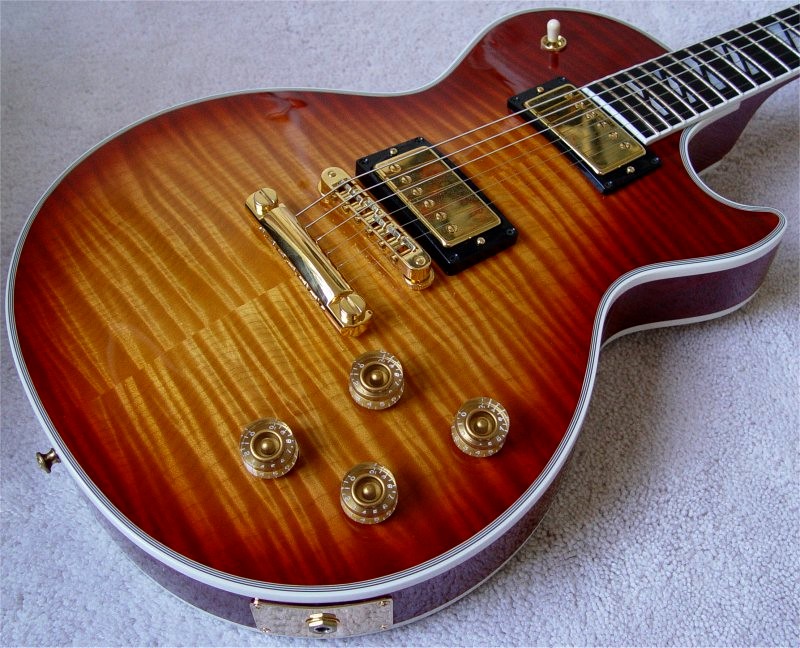 2003 Gibson Les Paul SUPREME 1.jpg