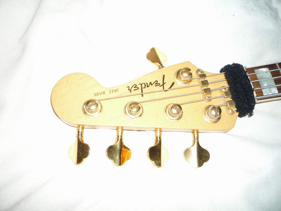 FENDER American Deluxe Jazz Bass4.JPG