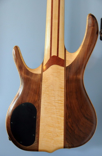 basses850.jpg