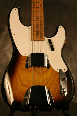 1955 Fender Precision Bass 900 02.jpg