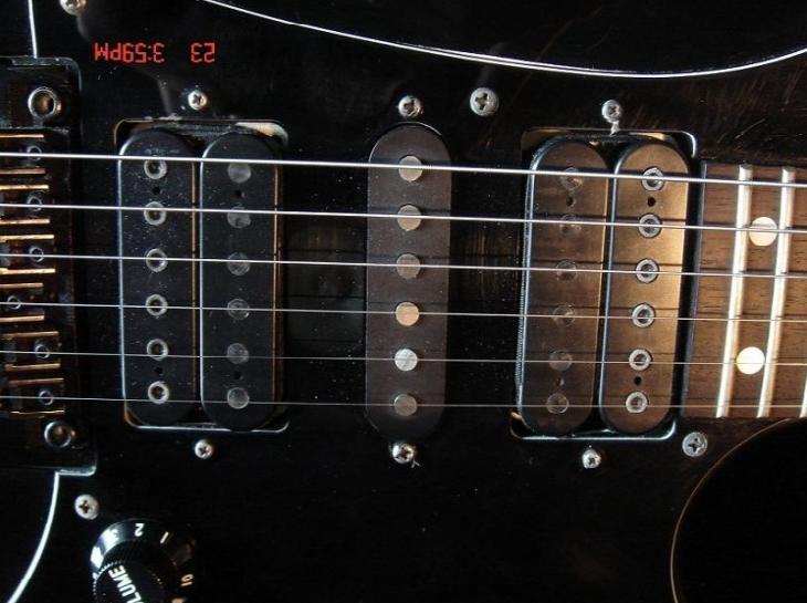 Ibanez RG550 20TH 2.jpg