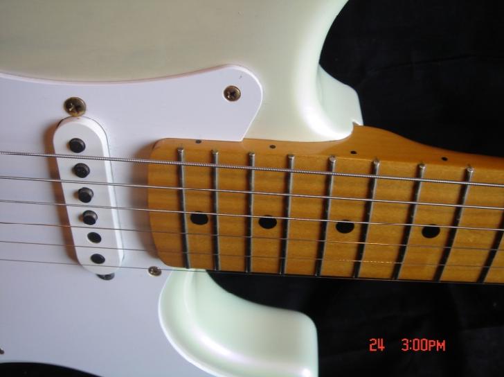 FENDER ST80SPL 3.jpg