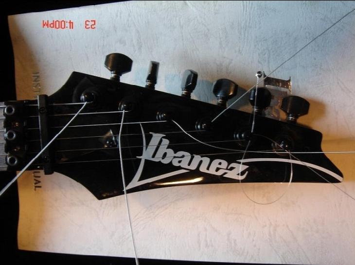 Ibanez RG550 20TH 1.jpg