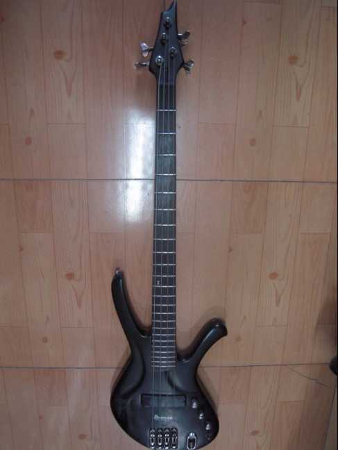 IBANEZ D900