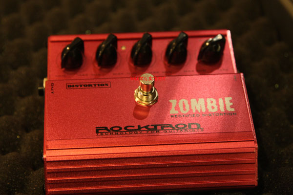 Rocktron zombie吉他单块效果器.jpg