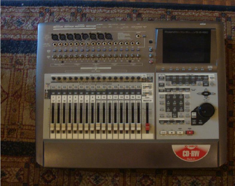 roland03.JPG