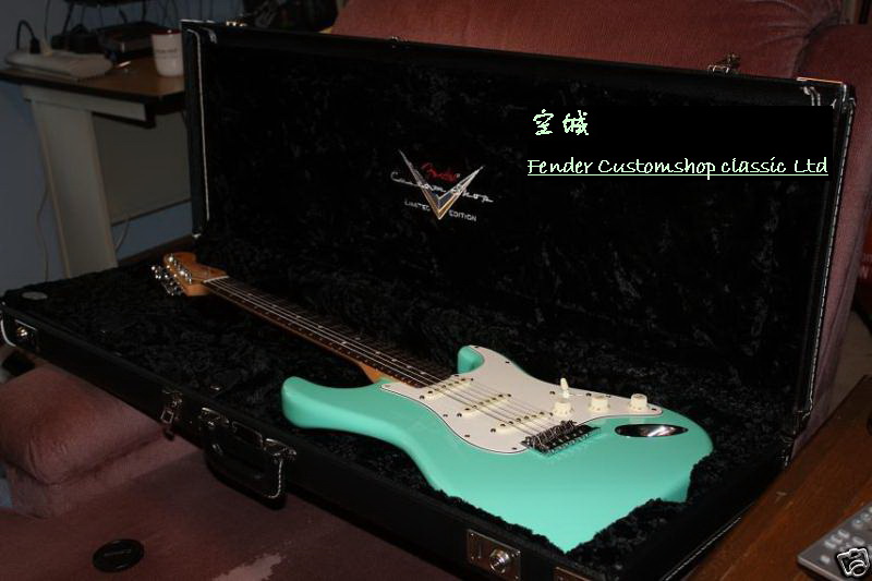 fender sea form green (2).jpg