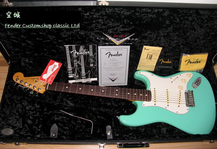 fender sea form green.jpg