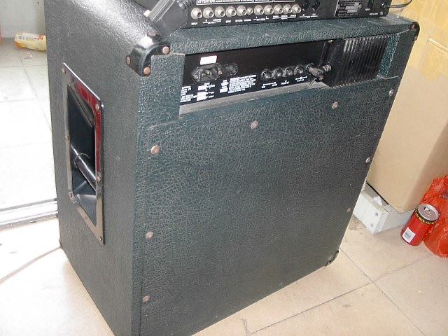 marshall 100 bass 01.JPG