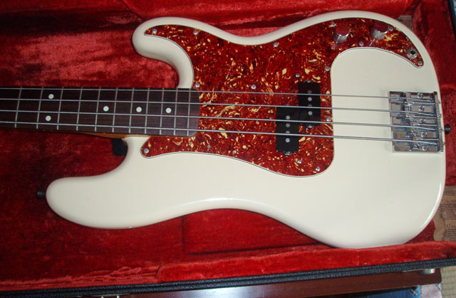 Fender Japan '62 P Bass.jpg