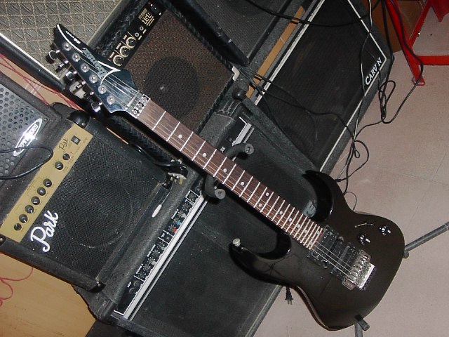 IBANEZ RG IBANEZ RG 1S.JPG