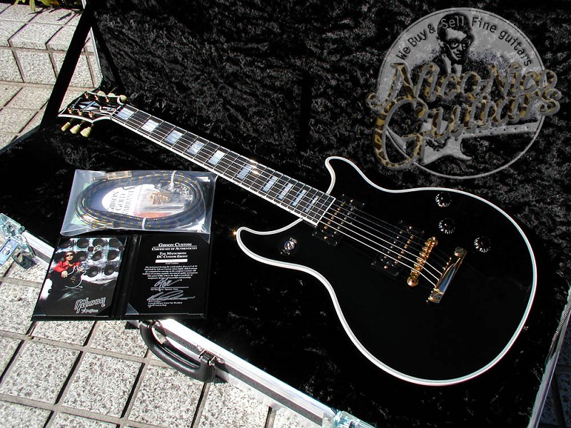 7. Gibson Custom Shop Tak Matsumoto Double Cutaway Custom Ebony.jpg