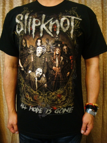 SLIPKNOT-3-1.JPG