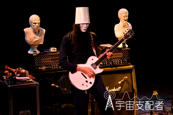 buckethead-10 副本.jpg
