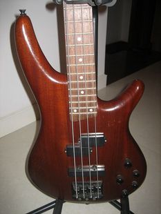 IBANEZ SR700