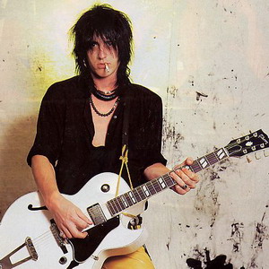 Tracii Guns.jpg